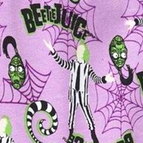 ♥️NWT VINTAGE TORRID BRALETTE - BEETLEJUICE WIRELESS SCOOP SPORTS BRA PLUS SIZE - Picture 2 of 15